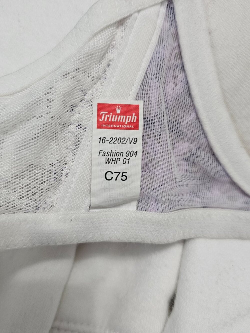 Triumph International Lavender Floral Lace Bra White Trim Size 34C (C75) - Picture 4 of 4